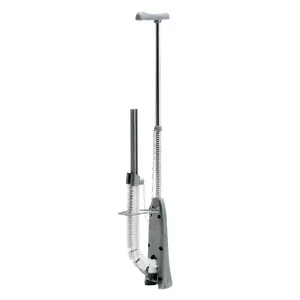 Tool for connecting pipes with clips to a french subfloor insulation board icma
